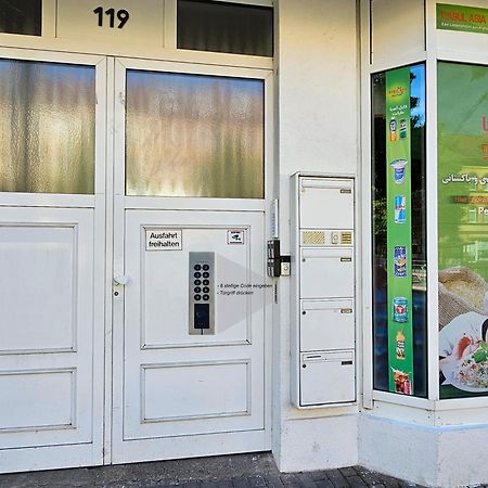Schoene Ferienwohnung 78M2, 3 Schlafzimmer, 2 Baeder, Zentrumnah, 1Og Erfurt Dış mekan fotoğraf