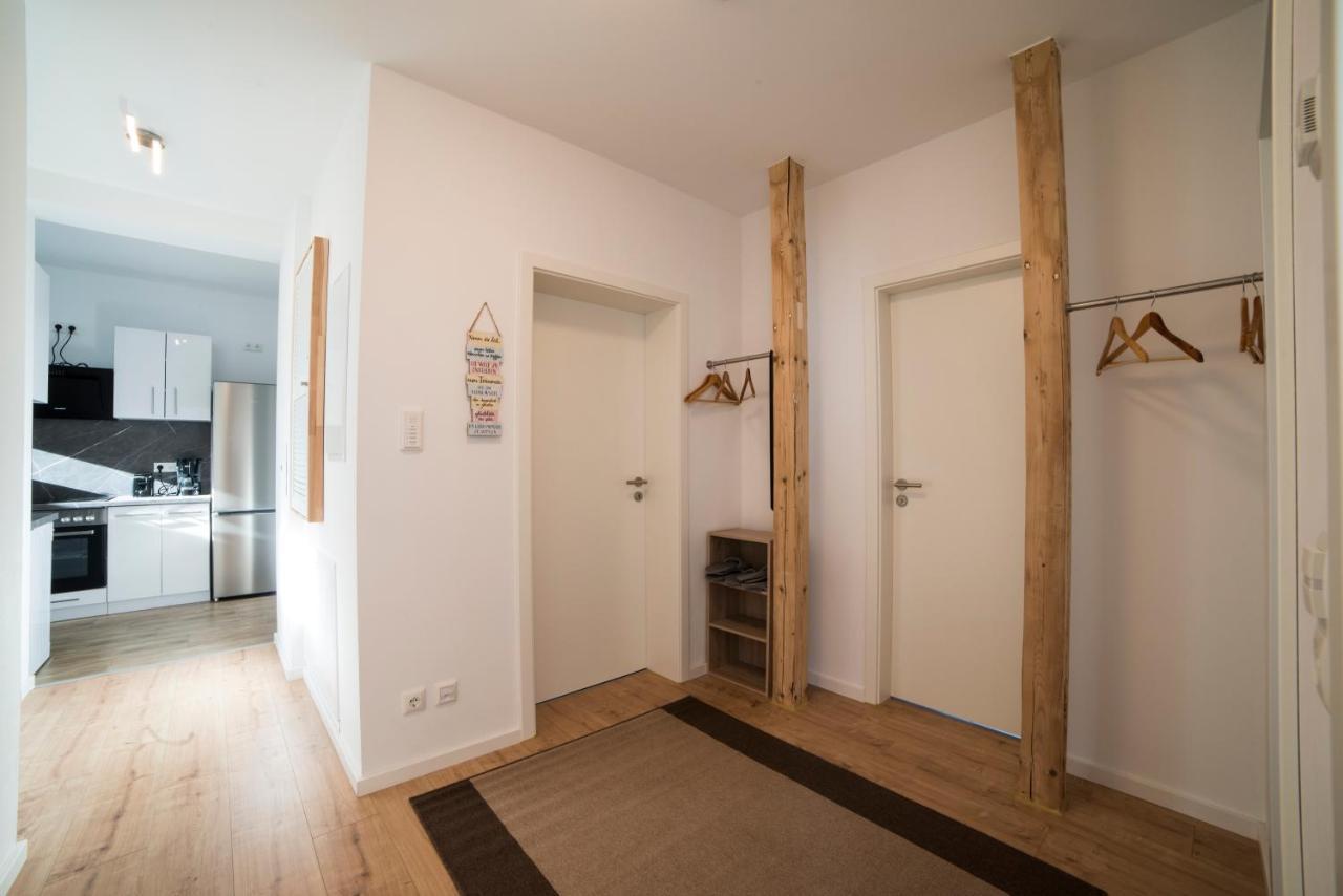 Schoene Ferienwohnung 78M2, 3 Schlafzimmer, 2 Baeder, Zentrumnah, 1Og Erfurt Dış mekan fotoğraf