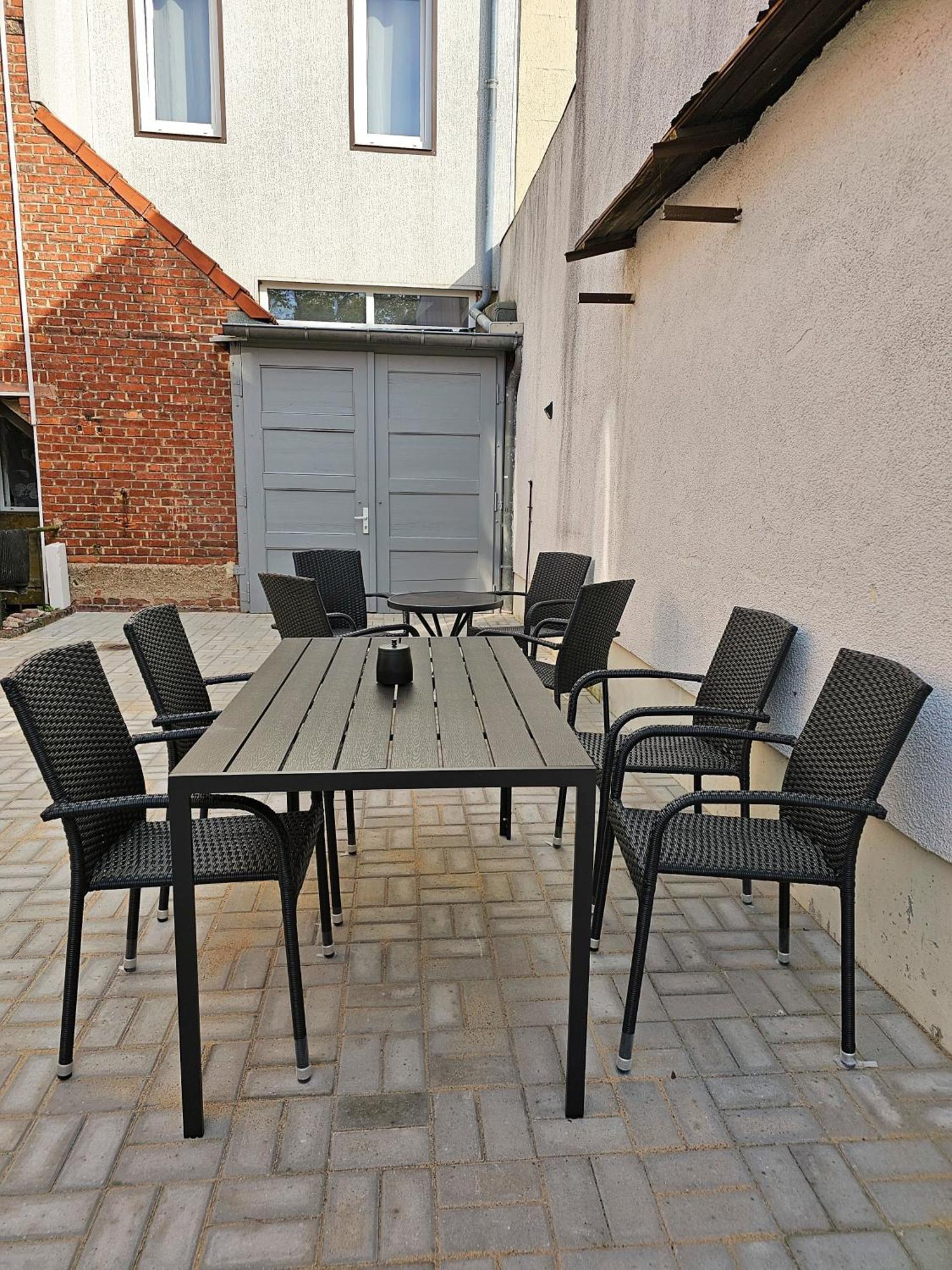 Schoene Ferienwohnung 78M2, 3 Schlafzimmer, 2 Baeder, Zentrumnah, 1Og Erfurt Dış mekan fotoğraf